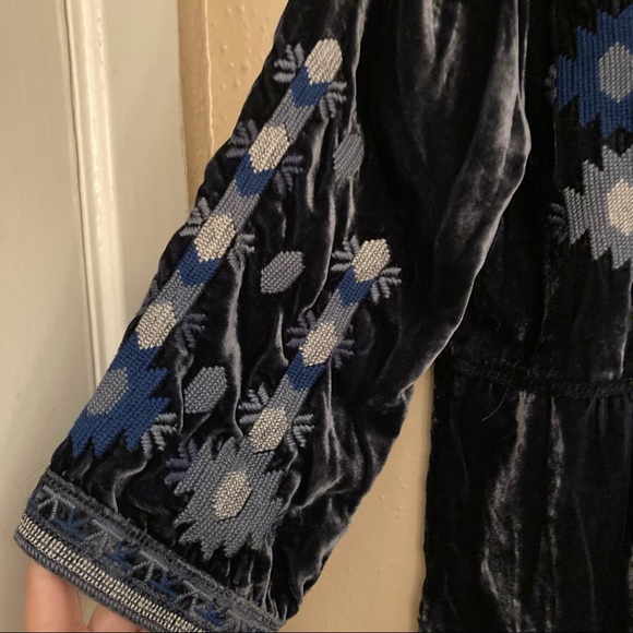 Johnny Was Nomi Velvet Smock Shirt - Picture 7 of 10